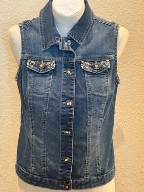 Baccini Blue Denim Sleeveless Jean Jacket with Rhinestone Pockets